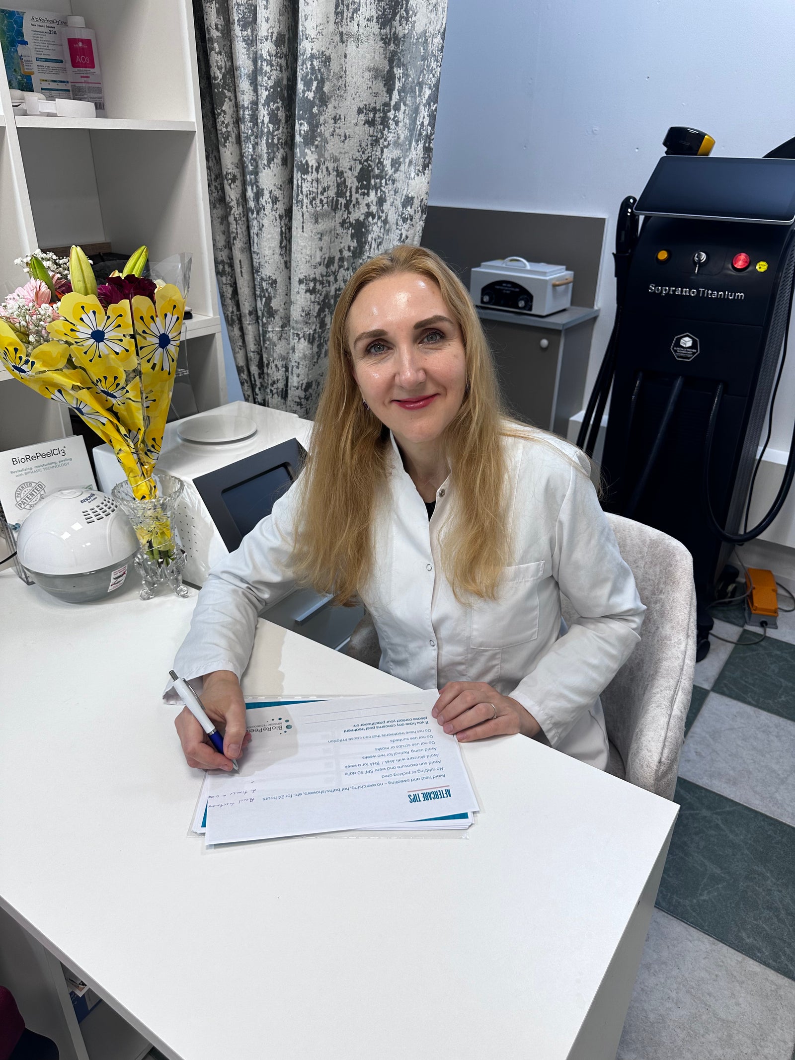 Dr. Anna — Lead Dermatologist at Contrasto Lux Beauty