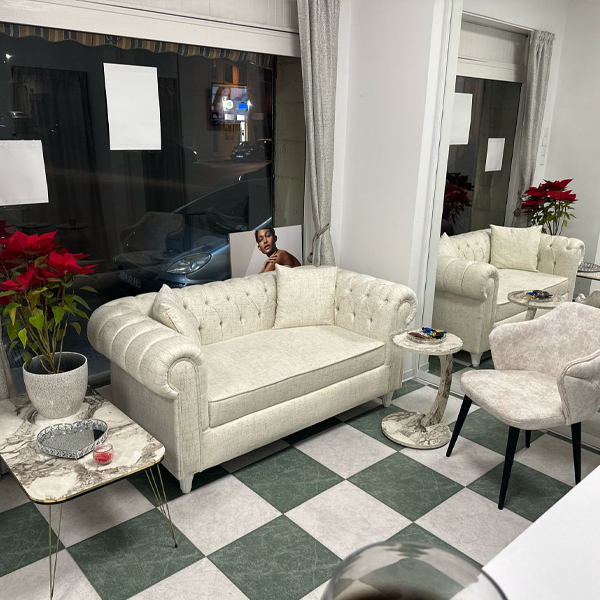 Elegant Lounge